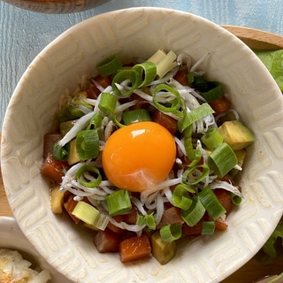 低糖質低脂質のウフフなポキ丼